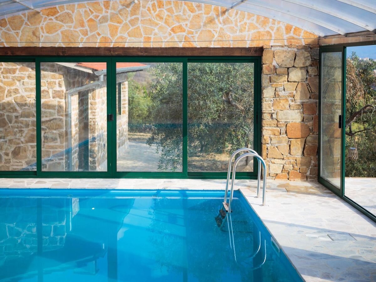 Maison pierre avec piscine intérieure privée à Split - Photo 14