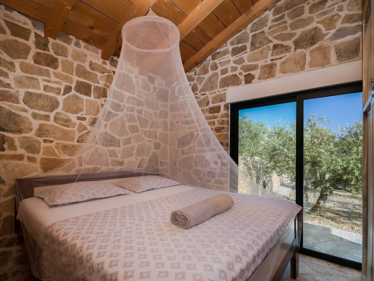 Maison pierre avec piscine intérieure privée à Split - Photo 27
