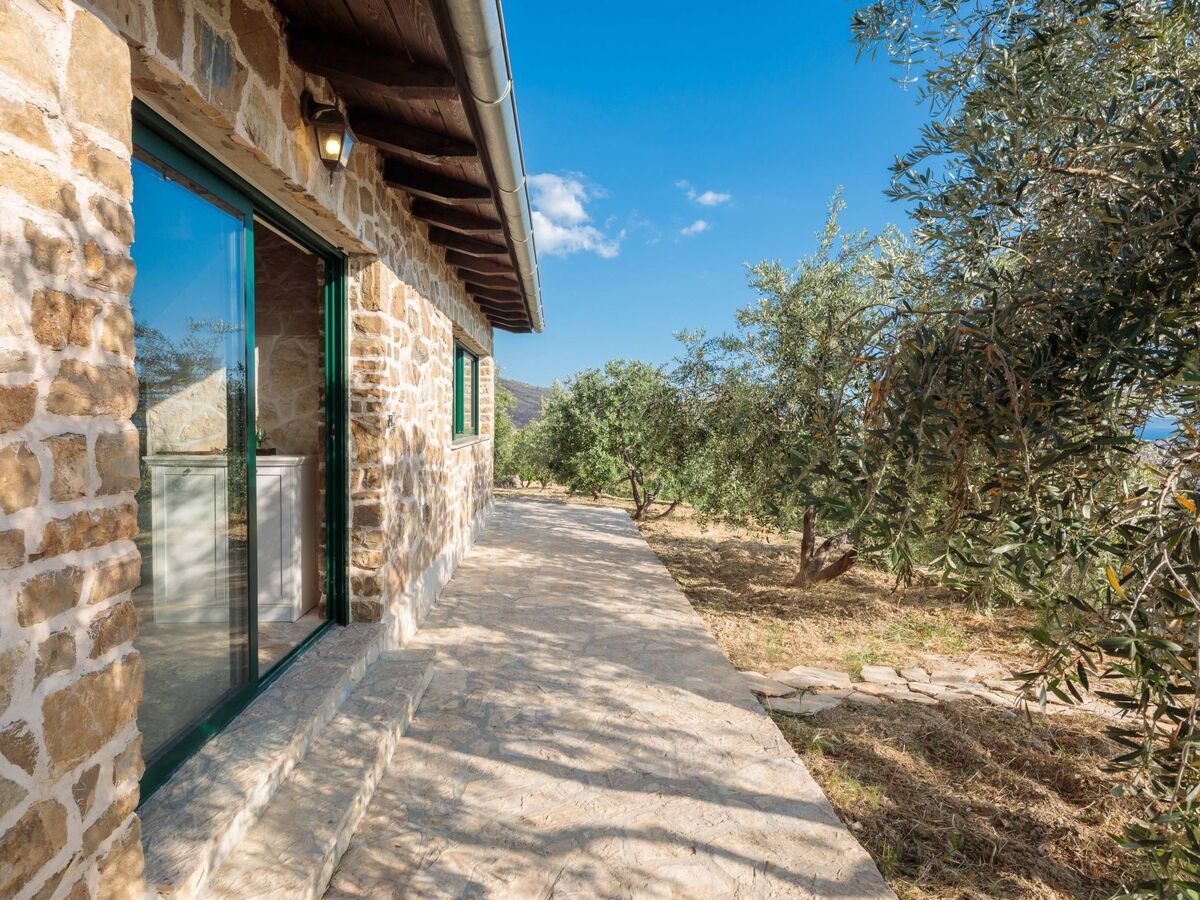 Maison pierre avec piscine intérieure privée à Split - Photo 44