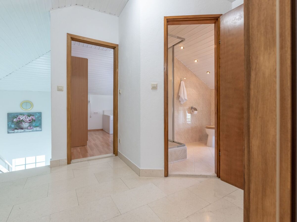 Marinka, maison pierre 8 personnes avec piscine près de Split - Photo 12