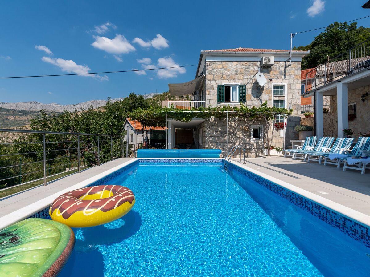 Marinka, maison pierre 8 personnes avec piscine près de Split - Photo 15