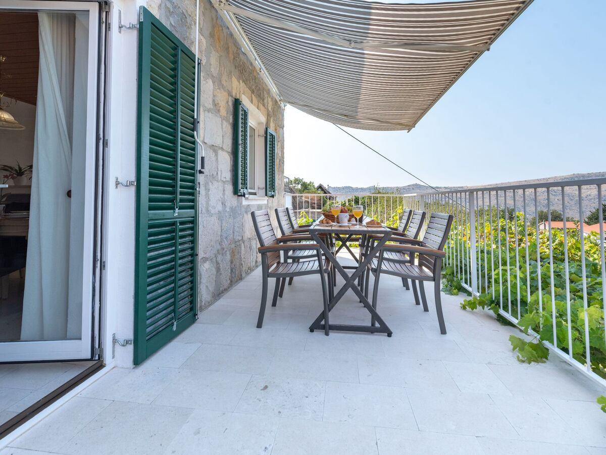 Marinka, maison pierre 8 personnes avec piscine près de Split - Photo 23