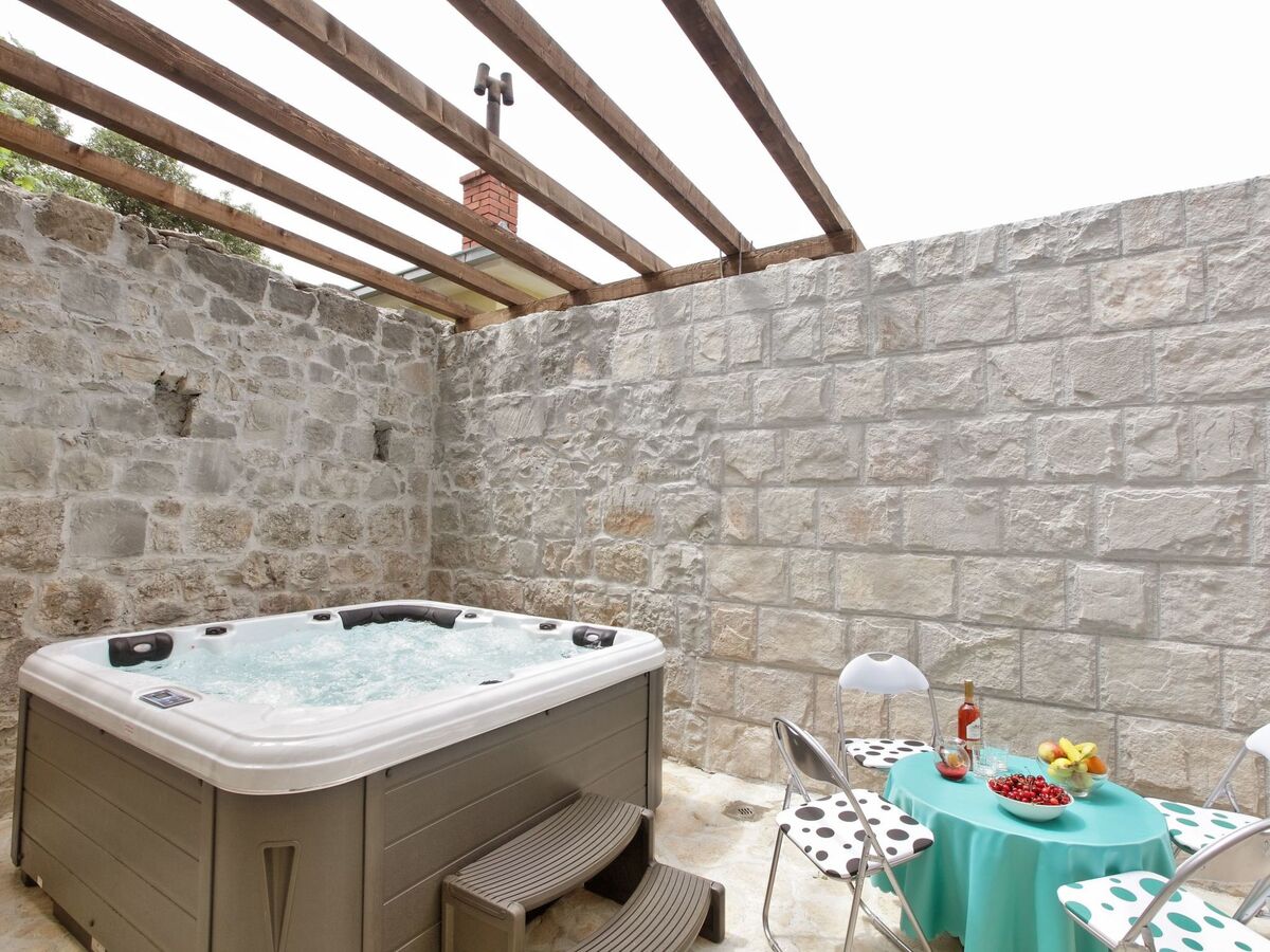 Maison en pierre avec jacuzzi et vue mer, Mravince - Photo 18