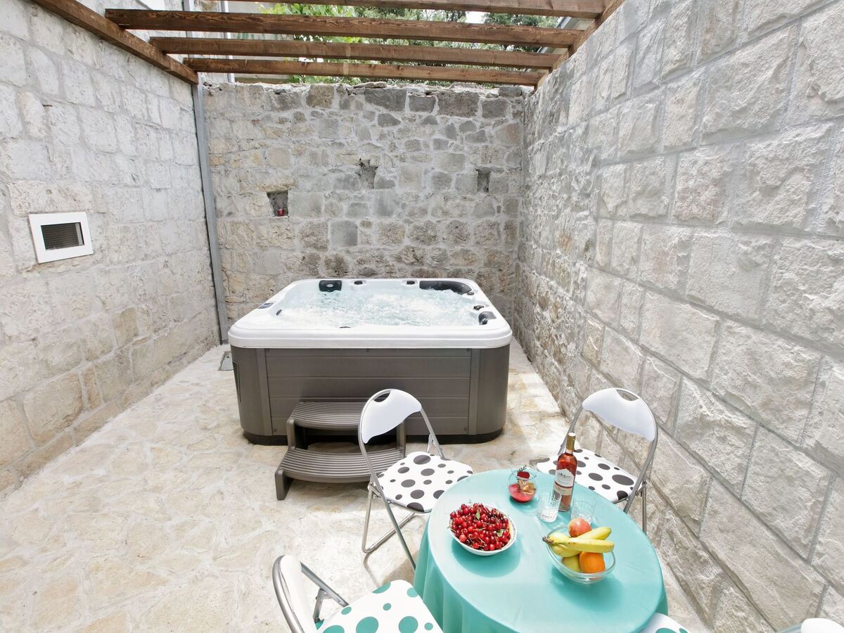 Maison en pierre avec jacuzzi et vue mer, Mravince - Photo 19
