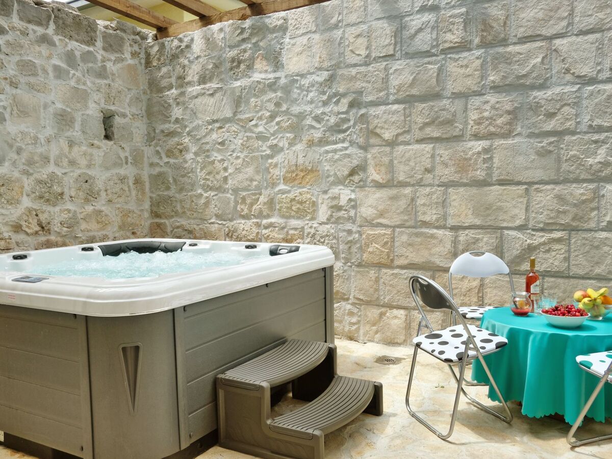 Maison en pierre avec jacuzzi et vue mer, Mravince - Photo 20