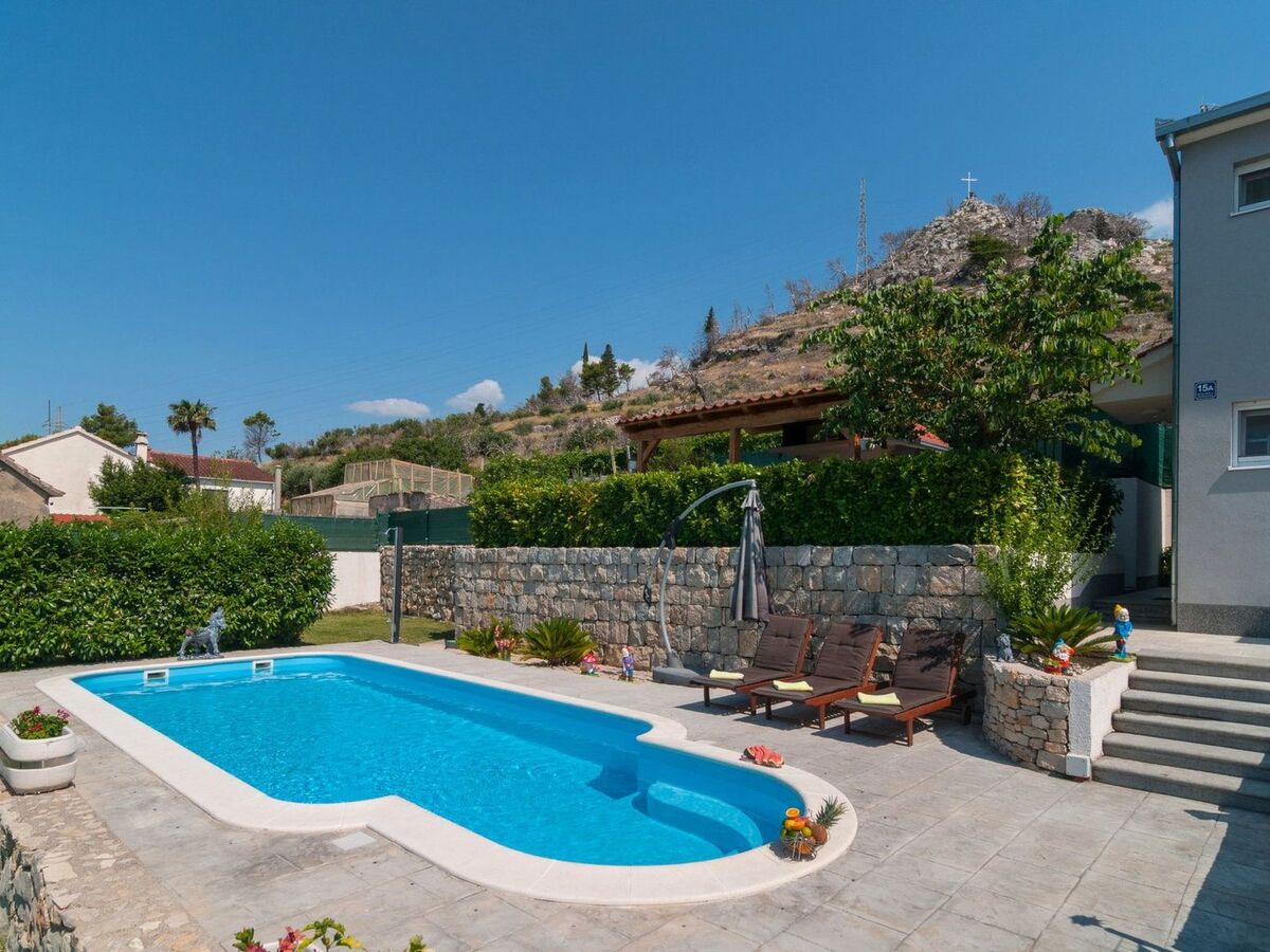 Villa Roko à Mravince : maison avec jacuzzi et piscine - Photo 19