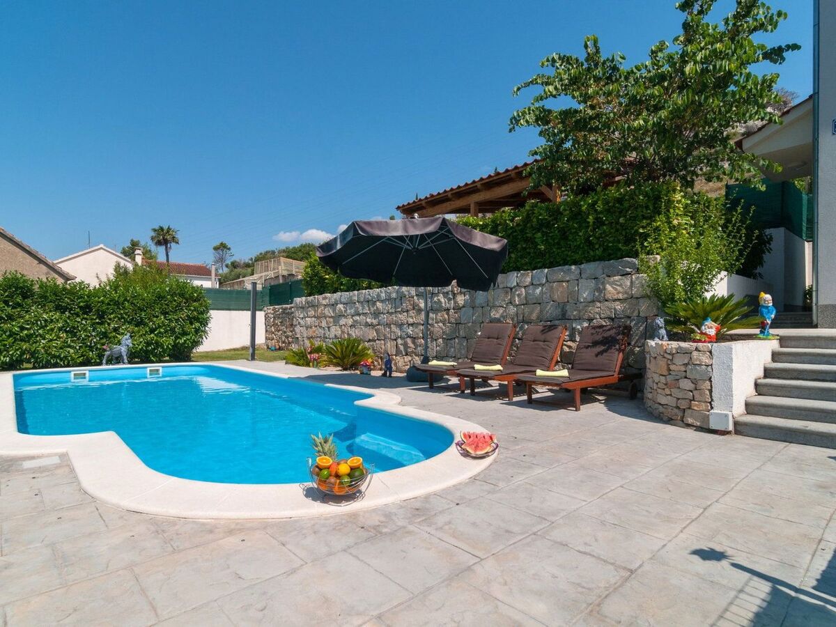 Villa Roko à Mravince : maison avec jacuzzi et piscine - Photo 20