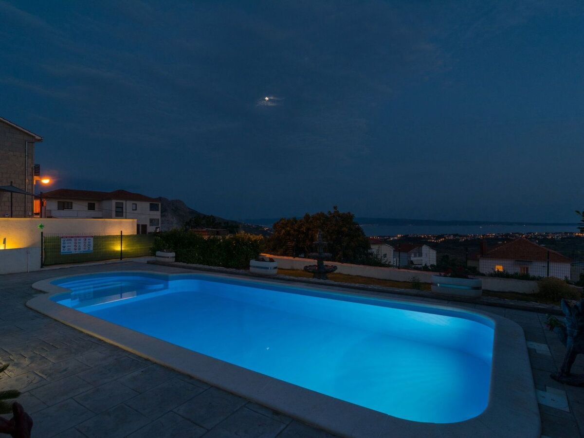 Villa Roko à Mravince : maison avec jacuzzi et piscine - Photo 40