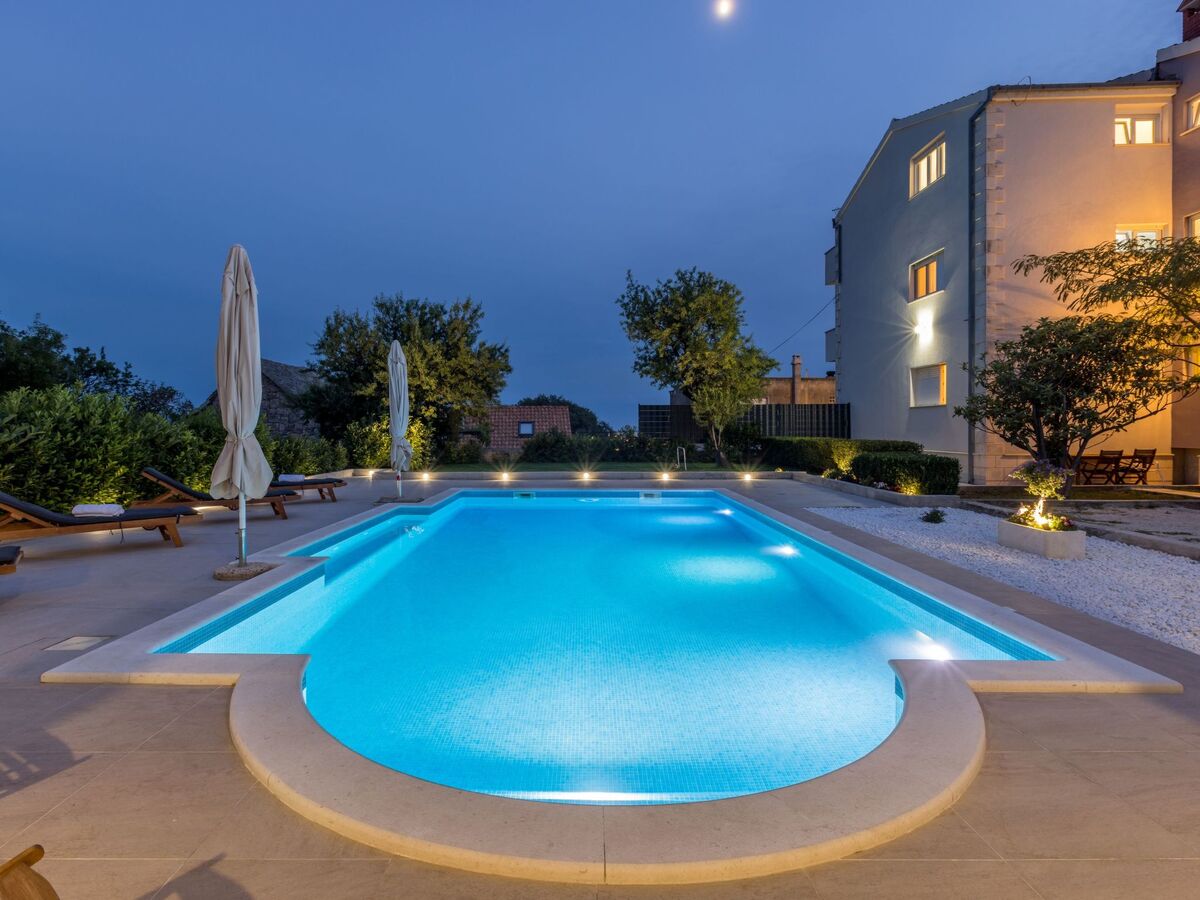 Villa Melki à Klis : maison 6 chambres avec grand pool privé - Photo 75