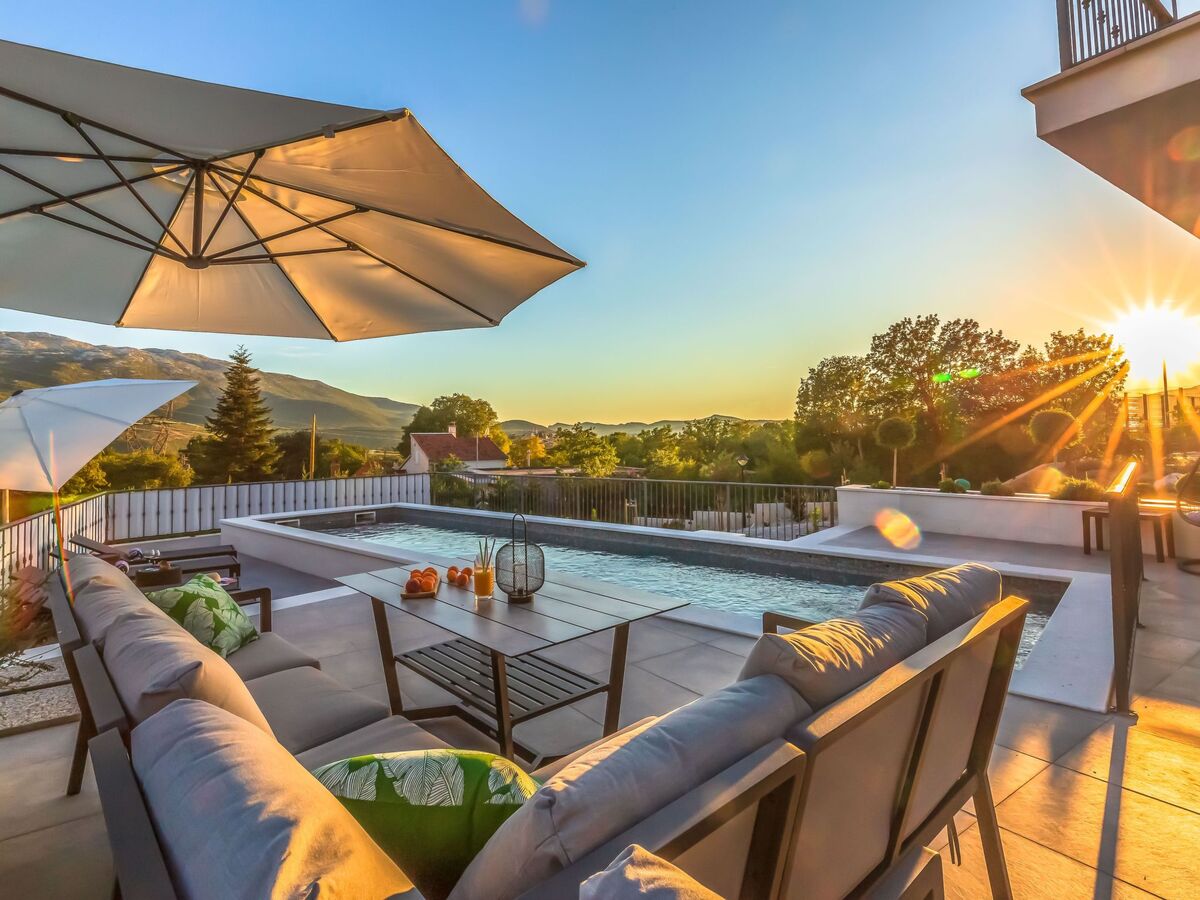 Villa Salvia à Dugopolje : maison 8 pers. piscine privée - Photo 4