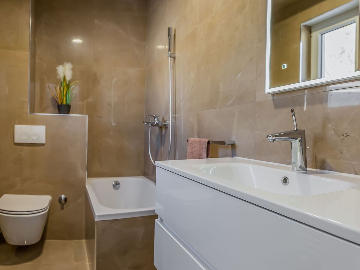 Villa Salvia à Dugopolje : maison 8 pers. piscine privée - Photo 16