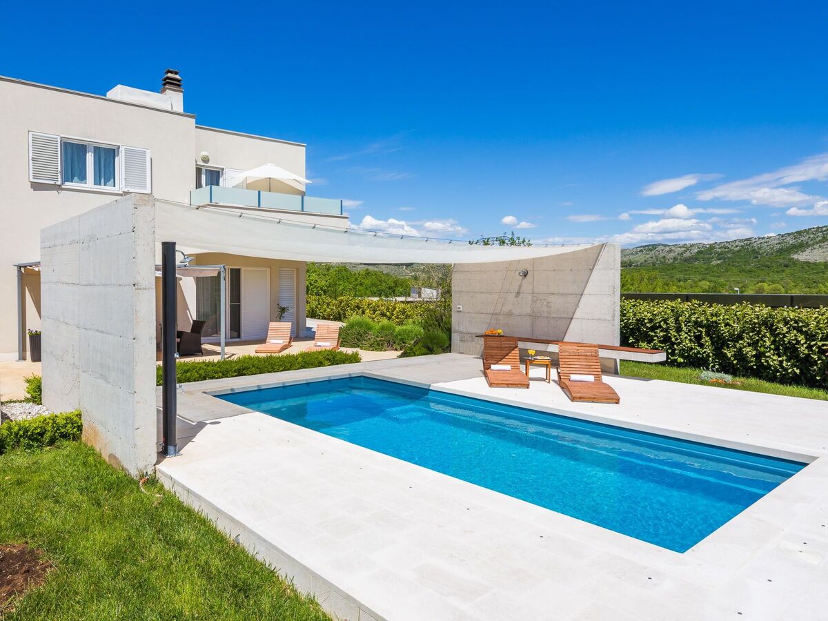 Villa 11 personnes, piscine chauffée à Dugopolje - Photo 5