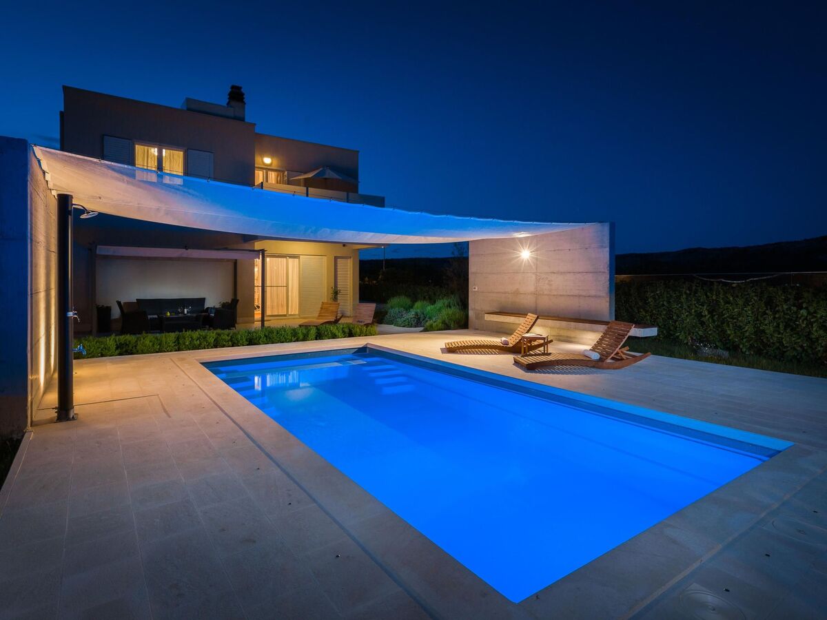 Villa 11 personnes, piscine chauffée à Dugopolje - Photo 32