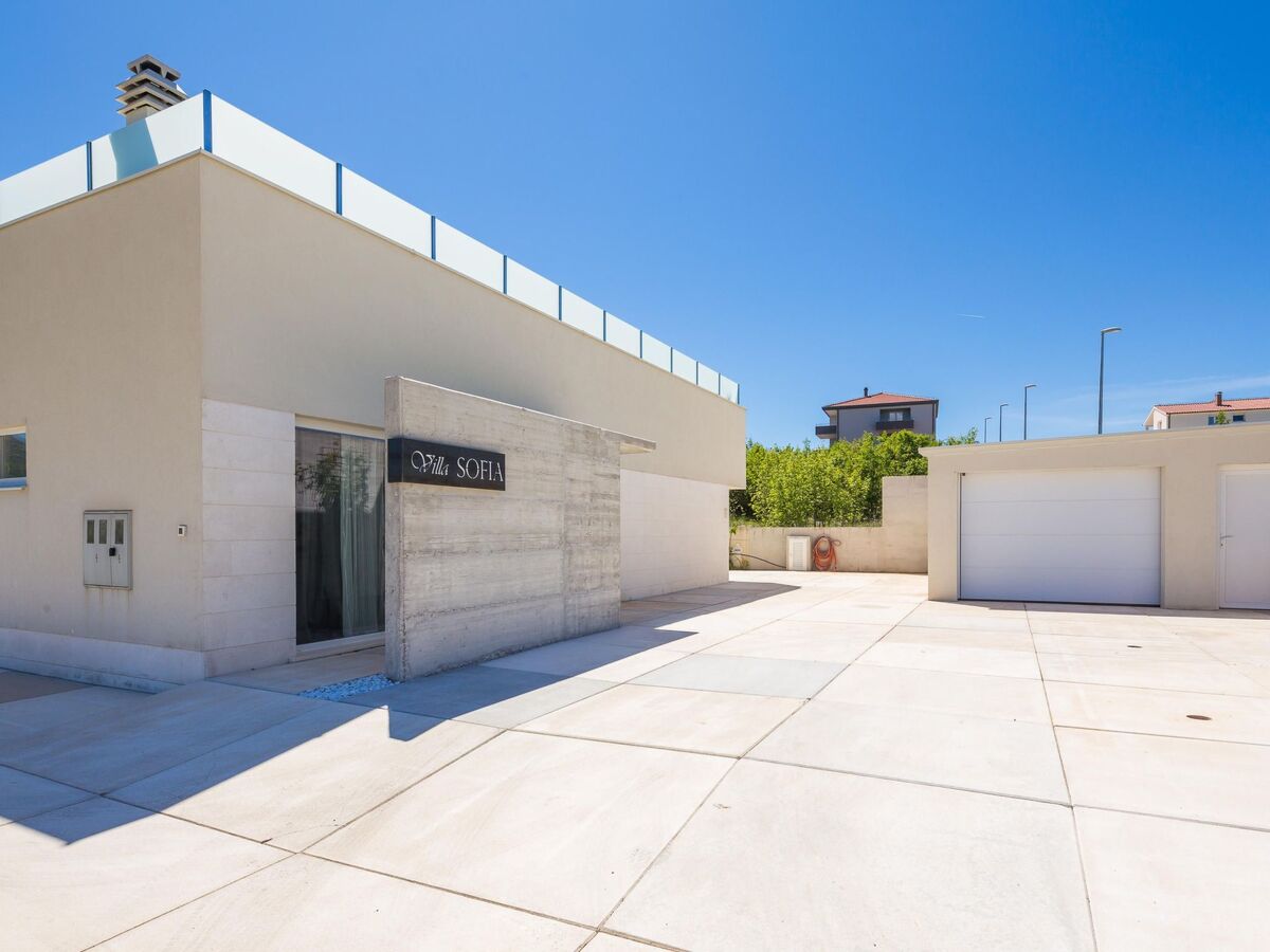 Villa 11 personnes, piscine chauffée à Dugopolje - Photo 33
