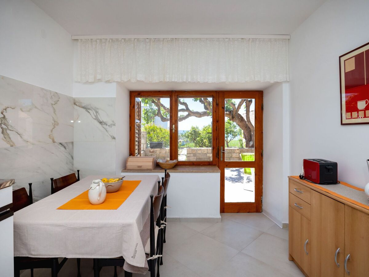 Maison mitoyenne Podstrana, terrasse 70m² à 60m de la mer - Photo 13