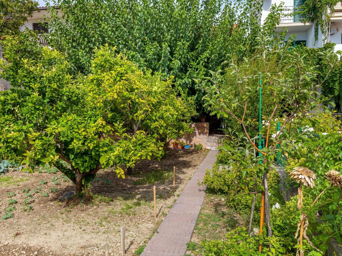 Maison mitoyenne Podstrana, terrasse 70m² à 60m de la mer - Photo 28