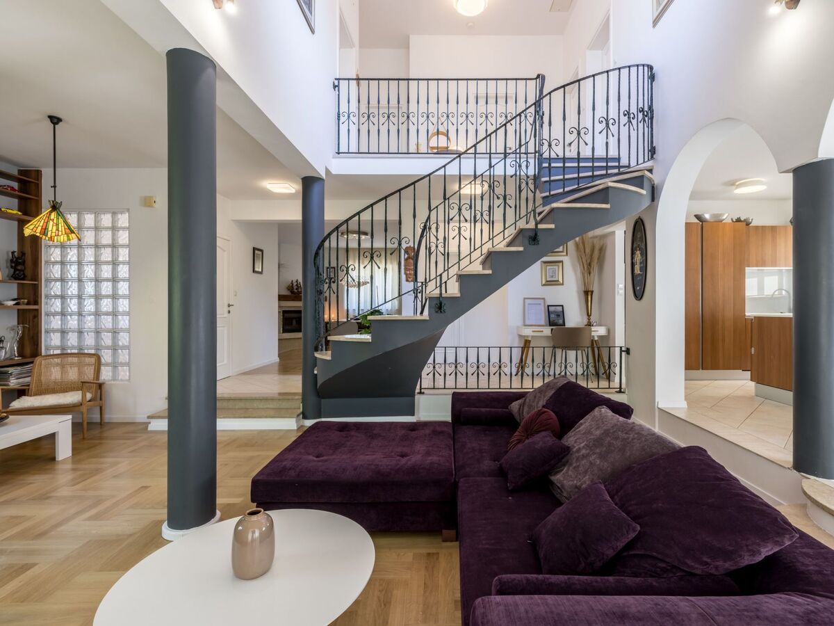 Villa Artea à Podstrana : piscine chauffée et jardin méditerranéen - Photo 23