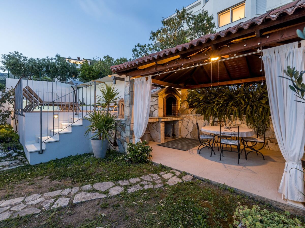 Villa Artea à Podstrana : piscine chauffée et jardin méditerranéen - Photo 47