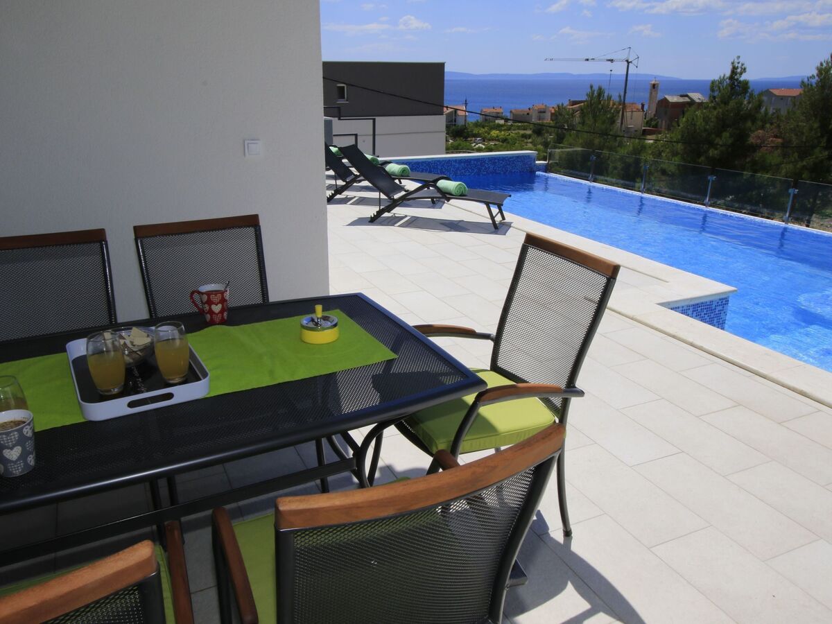 Villa Domus, piscine infinity chauffée privée à Podstrana - Photo 28