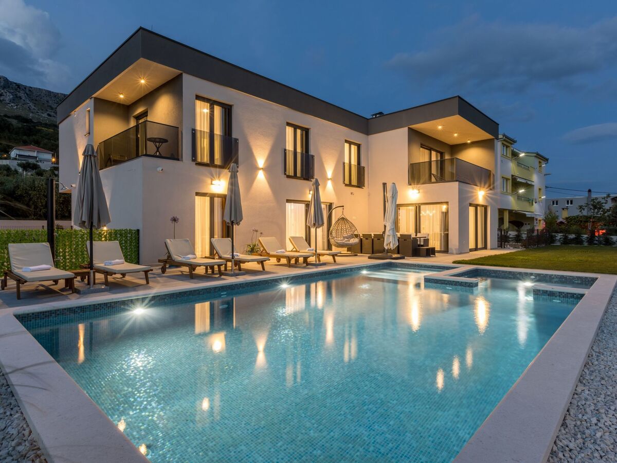 Villa Argola – Maison 5 chambres avec piscine à Podstrana - Photo 1
