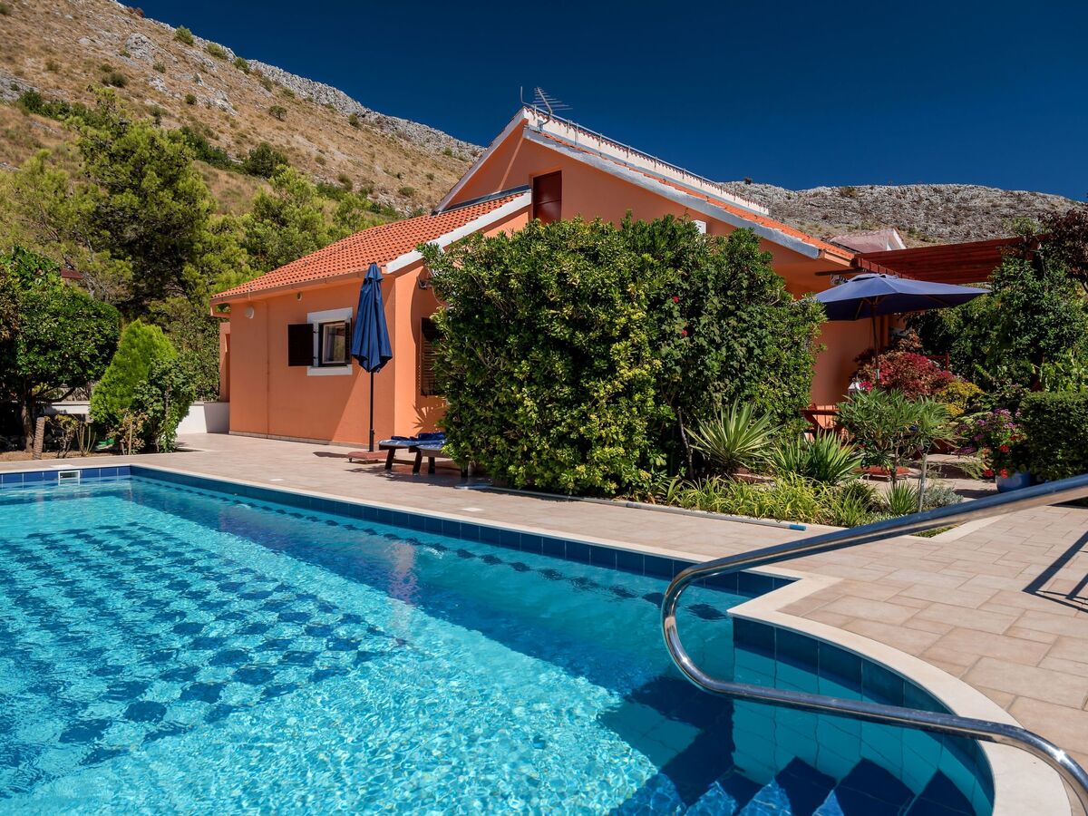 Villa Aquarius - Maison avec piscine privée à Podstrana - Photo 3