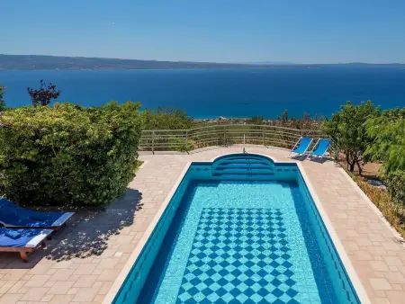 Villa Aquarius - Maison avec piscine privée à Podstrana