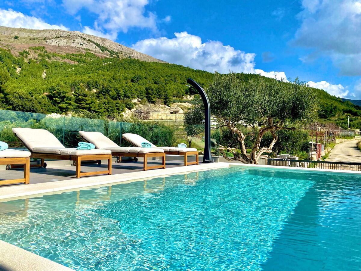 Villa Zaban, piscine infinity chauffée près de Split - Photo 3