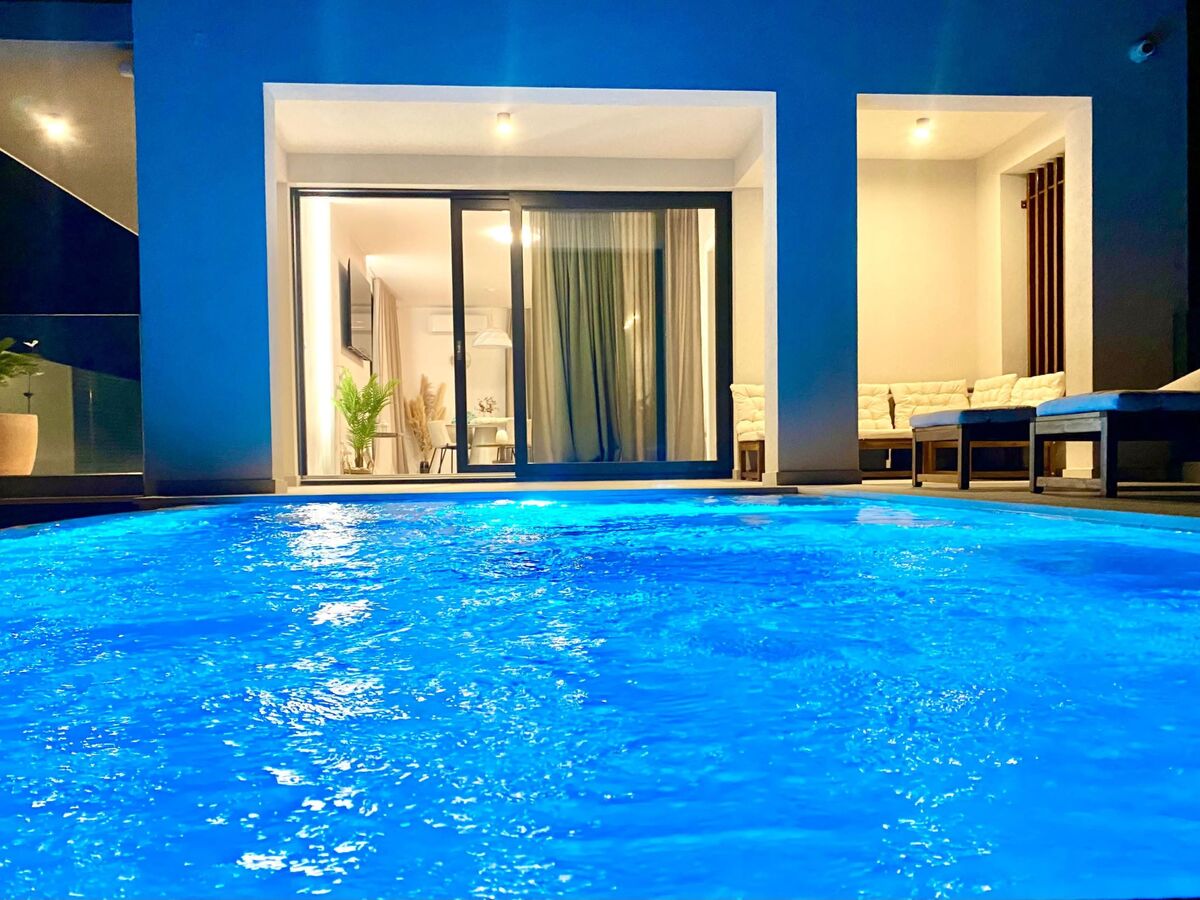 Villa Zaban, piscine infinity chauffée près de Split - Photo 6