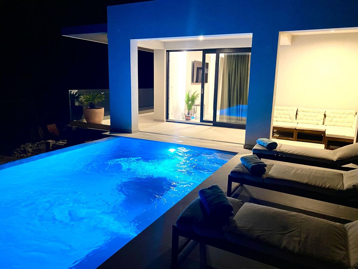 Villa Zaban, piscine infinity chauffée près de Split - Photo 9