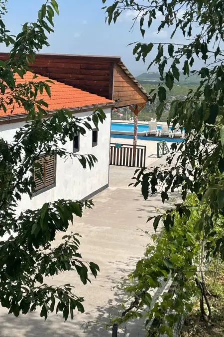 Maison Poljicko imanje à Donji Dolac, piscine privée : photo 9