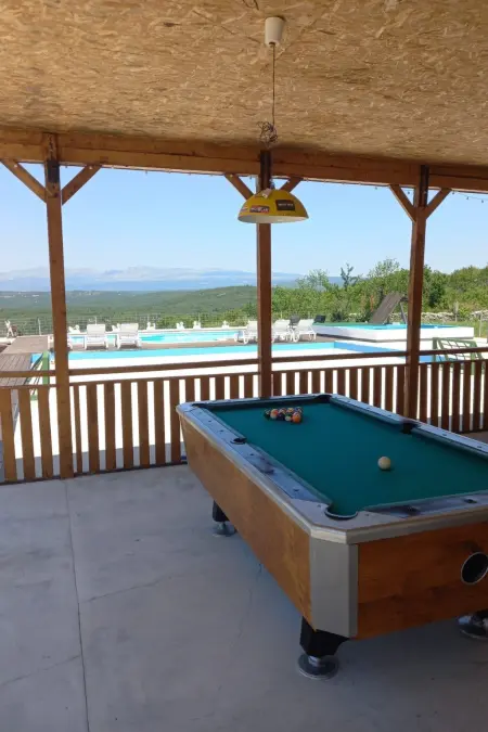 Maison Poljicko imanje à Donji Dolac, piscine privée : photo 34