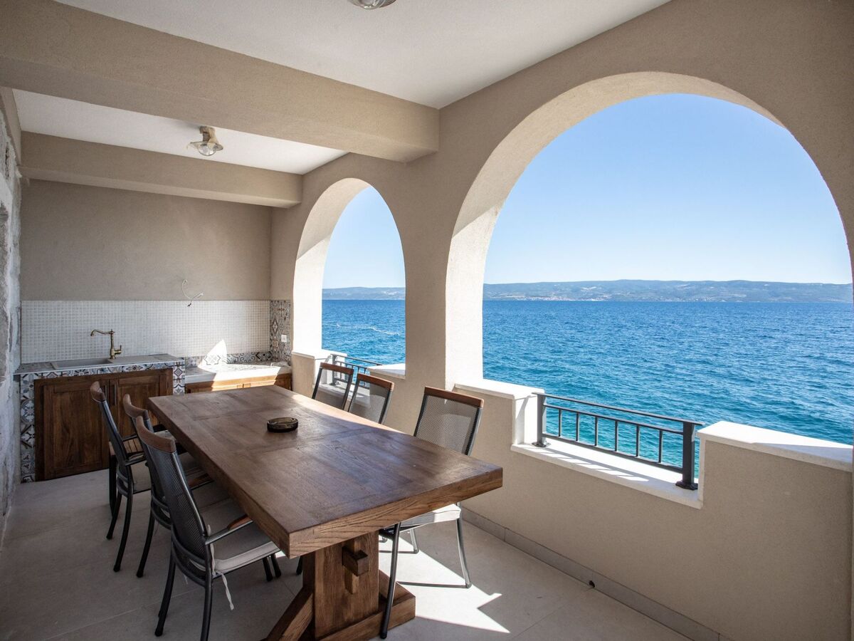 Maison 12 pers., 5 chambres avec jacuzzi face à la mer à Omiš - Photo 14