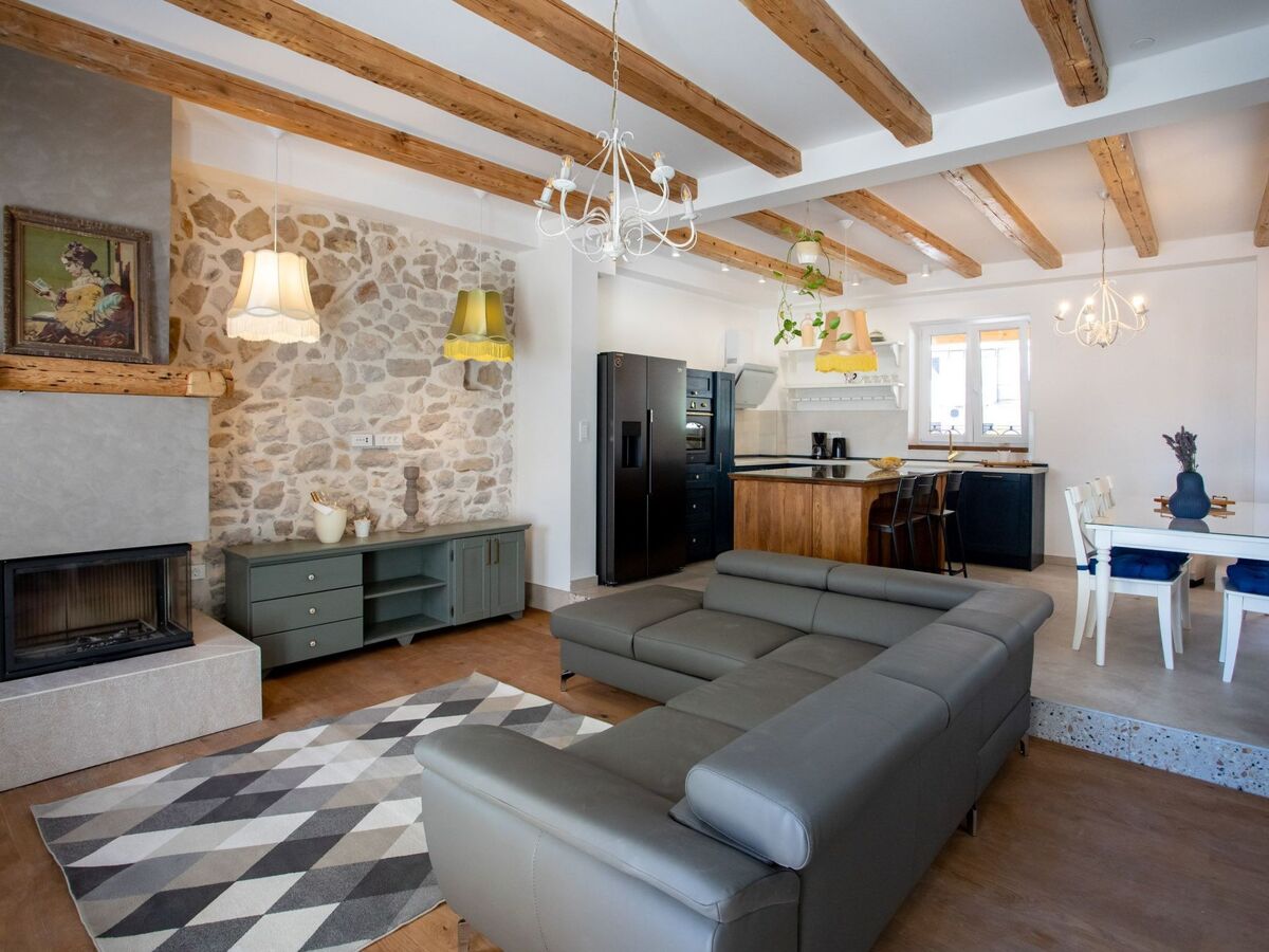 Maison 12 pers., 5 chambres avec jacuzzi face à la mer à Omiš - Photo 38