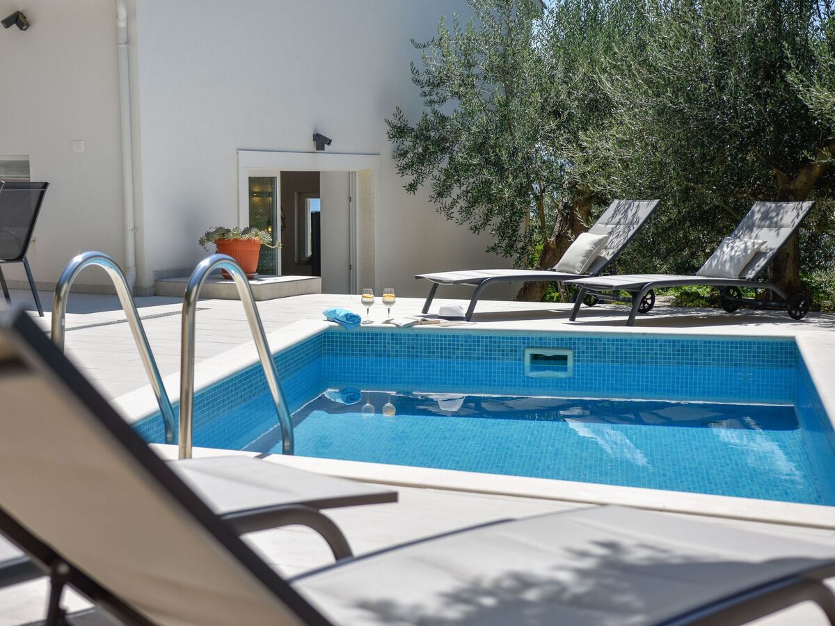 Villa Olive Tree - 3 chambres, piscine chauffée à Pisak - Photo 1