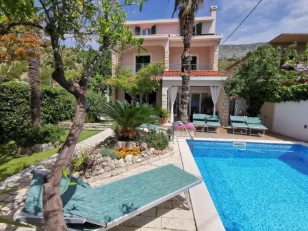 Maison 5 chambres avec piscine chauffée face à la mer : photo 2