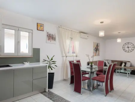 Villa 5 chambres avec piscine privée à Stanići : photo 11