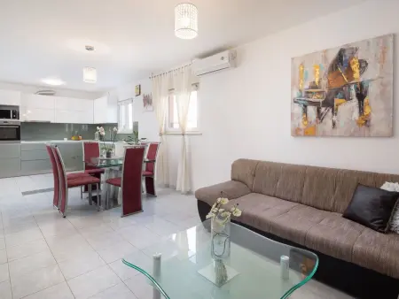 Villa 5 chambres avec piscine privée à Stanići : photo 13