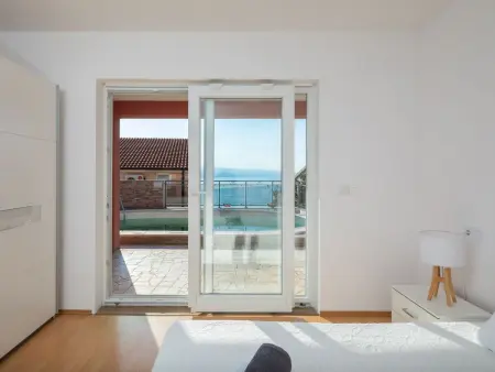 Villa 5 chambres avec piscine privée à Stanići : photo 20