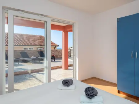 Villa 5 chambres avec piscine privée à Stanići : photo 22
