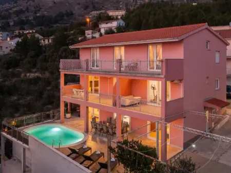 Villa 5 chambres avec piscine privée à Stanići : photo 43