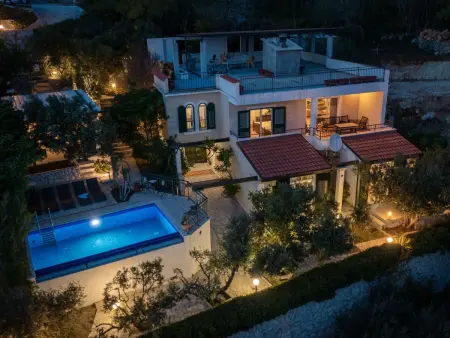 Maison Mirabella : 12 pers, piscine et plage à 200m : photo 5