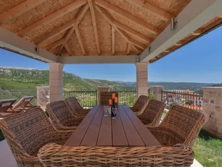 Villa panoramique 8 personnes avec piscine à débordement : photo 6