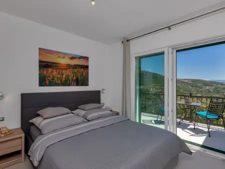 Villa panoramique 8 personnes avec piscine à débordement : photo 11