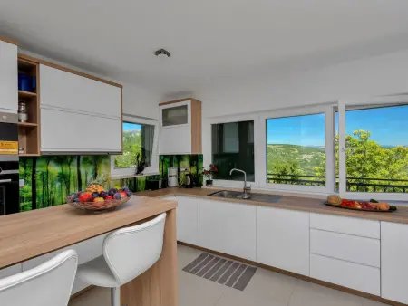 Villa panoramique 8 personnes avec piscine à débordement : photo 18