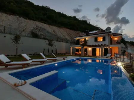 Villa panoramique 8 personnes avec piscine à débordement : photo 43