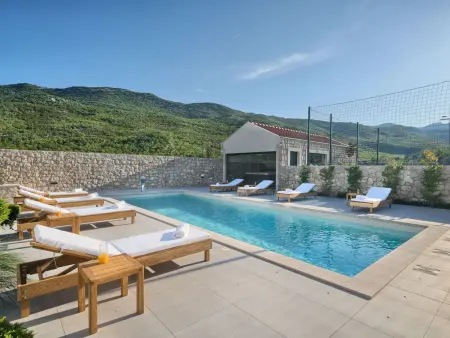Villa Lovorika – Maison 5 chambres avec complexe sportif privé : photo 10