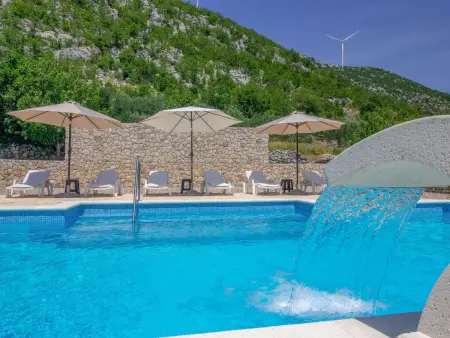 Villa Elin à Blato na Cetini, piscine privée 41 m² : photo 8
