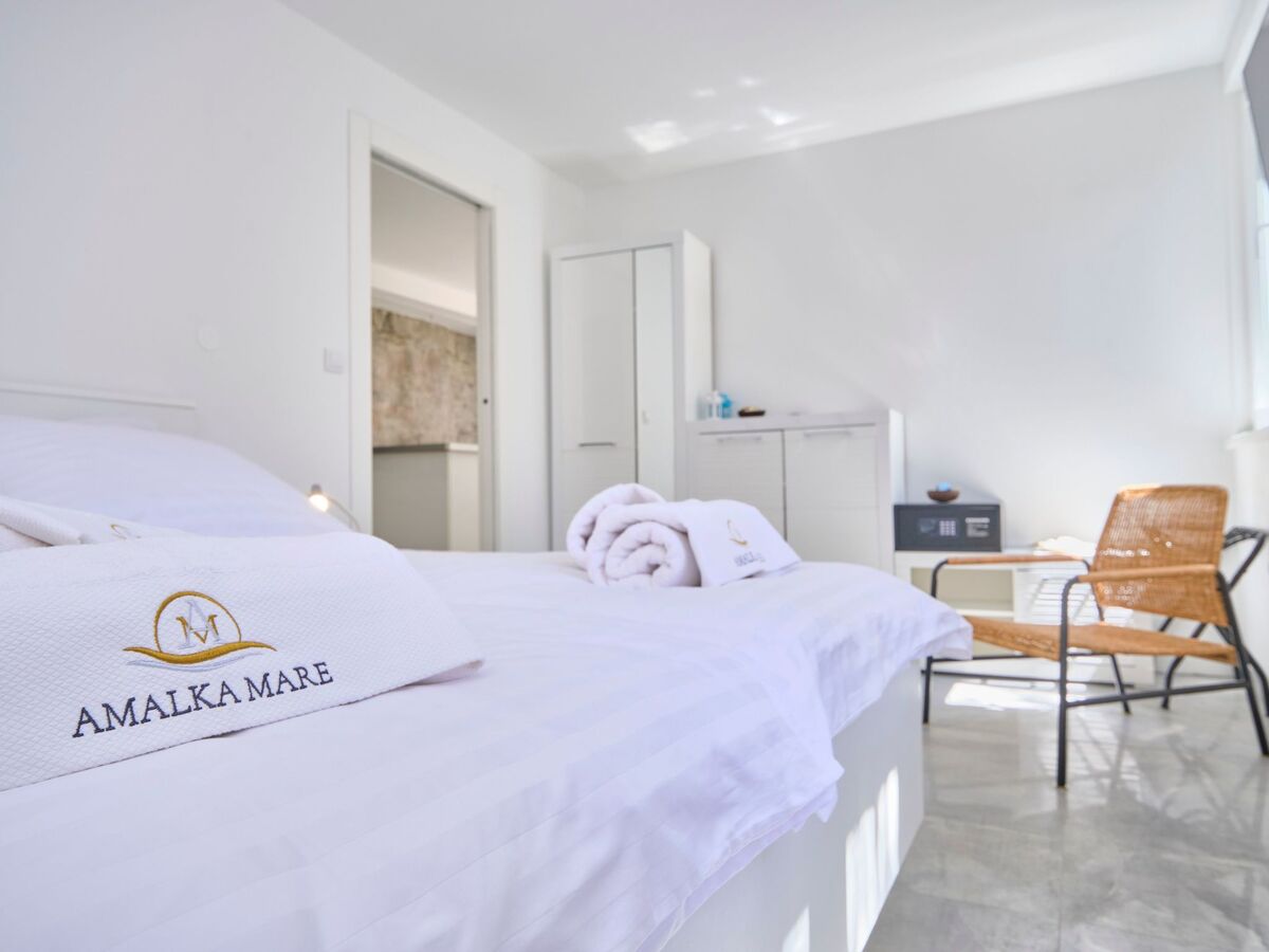 Maison 5 chambres avec piscines privées à Drvenik Mali - Photo 42
