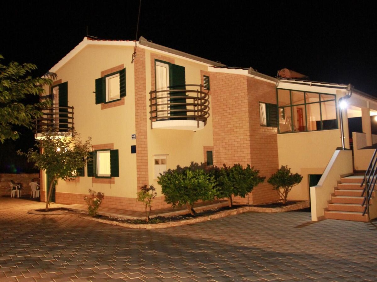 Villa T-rex : 6 chambres, piscine et vue mer à Solta - Photo 10