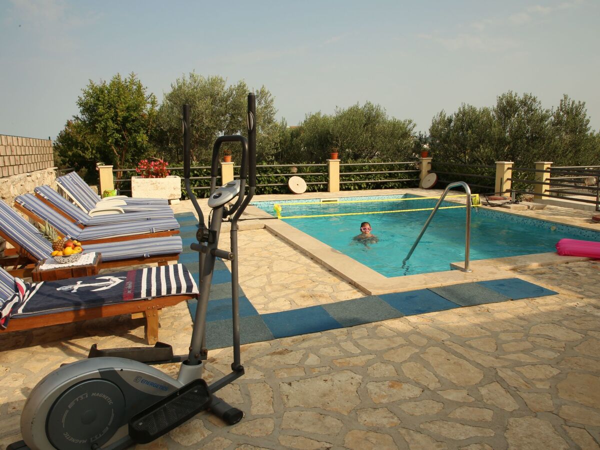 Villa T-rex : 6 chambres, piscine et vue mer à Solta - Photo 33